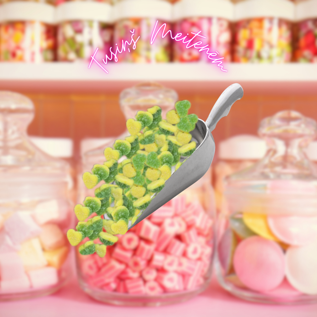 1kg Apple and Custard Hearts